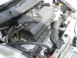 engine.jpg (67292 バイト)