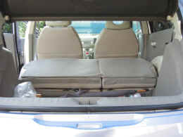 rearseatpatan.jpg (43914 バイト)